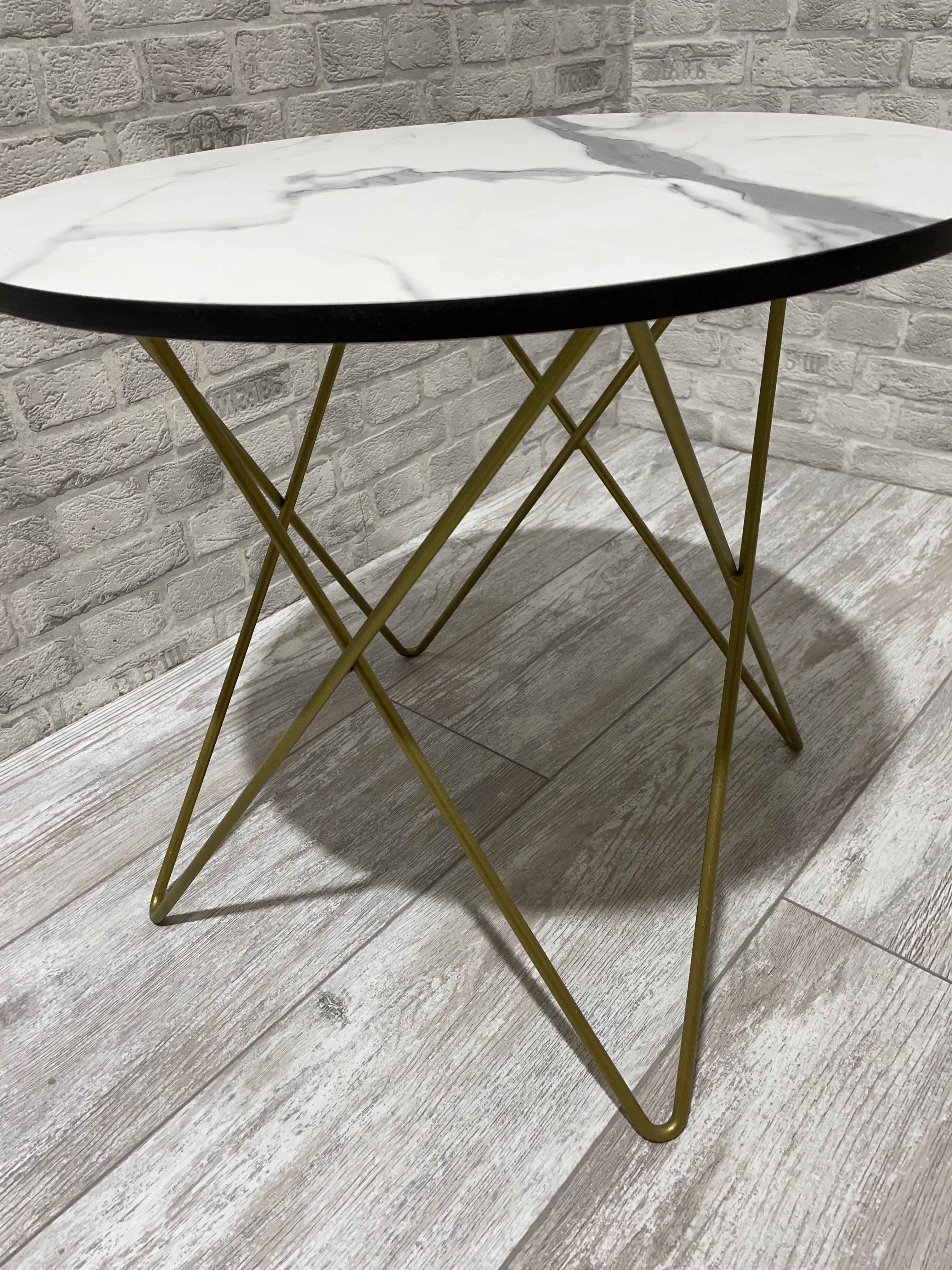 картинка Журнальный столик - СтокСклад