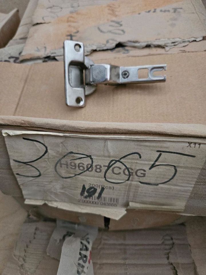 картинка Петля накладная 40х40 - СтокСклад